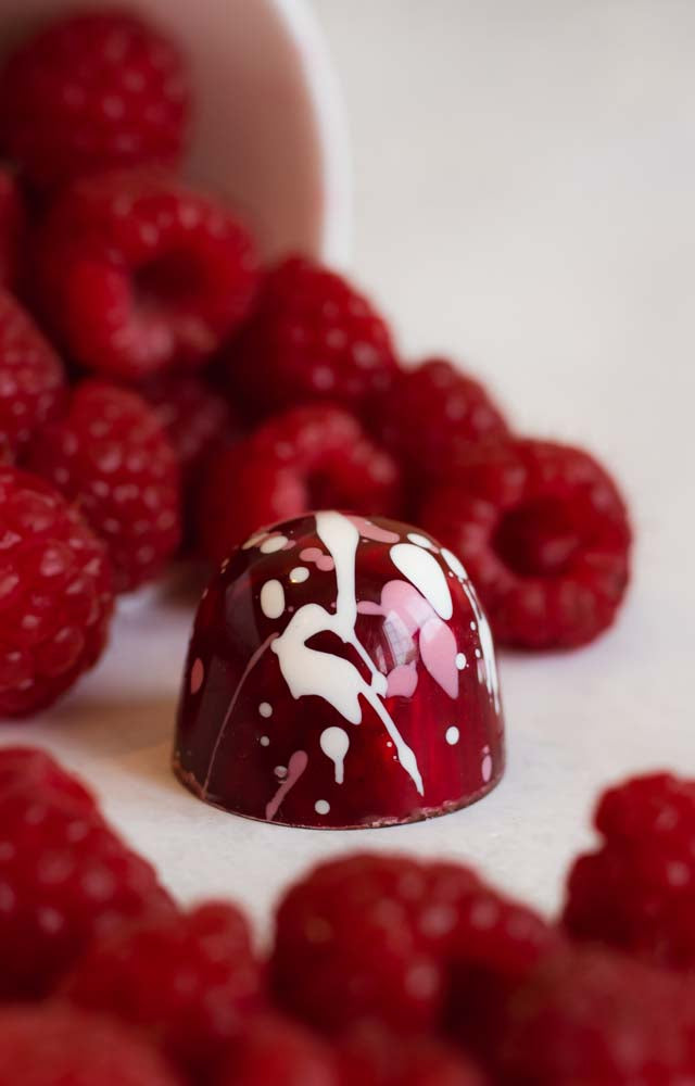 24 Piece Bestsellers Box