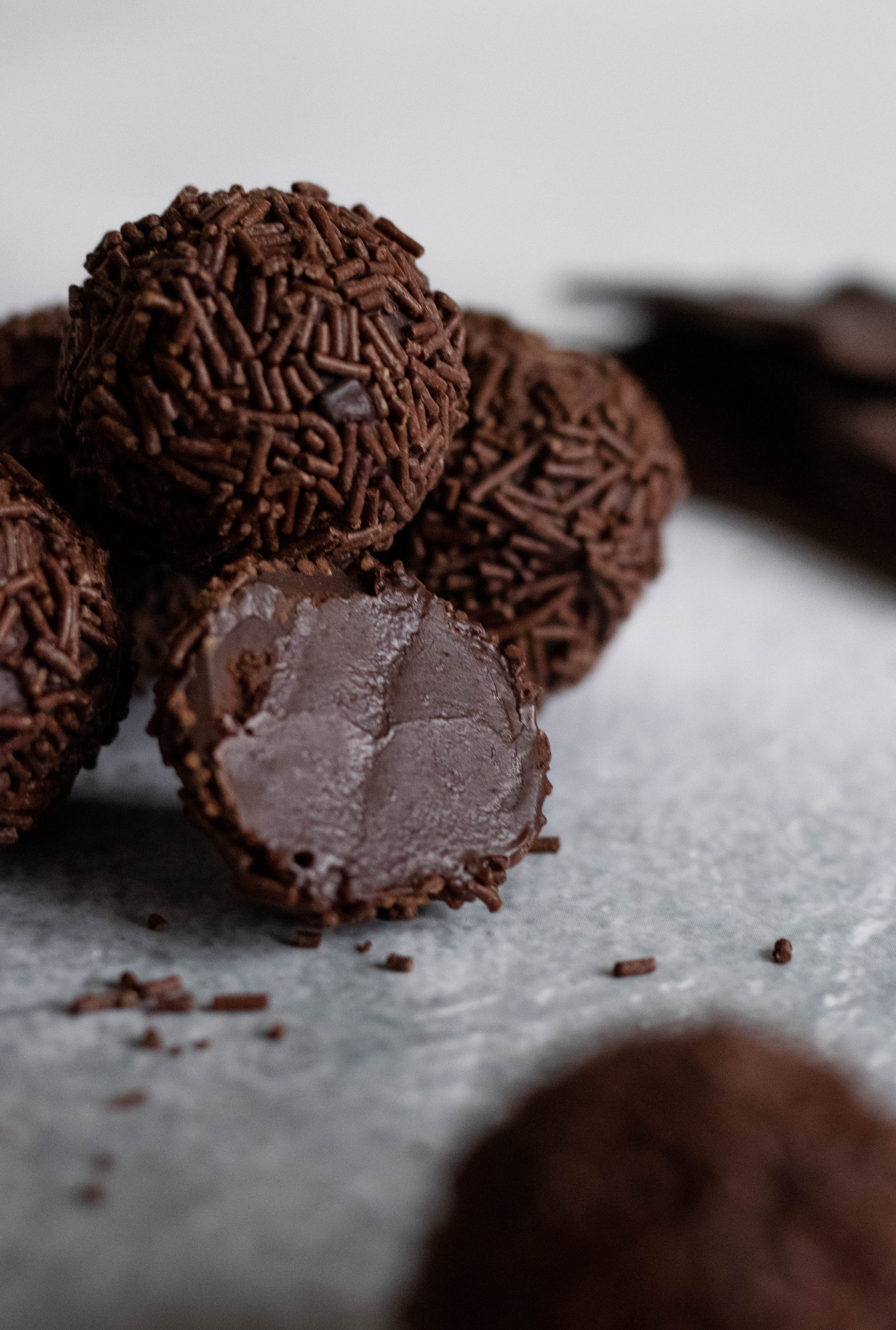 24 Piece Bestsellers Box